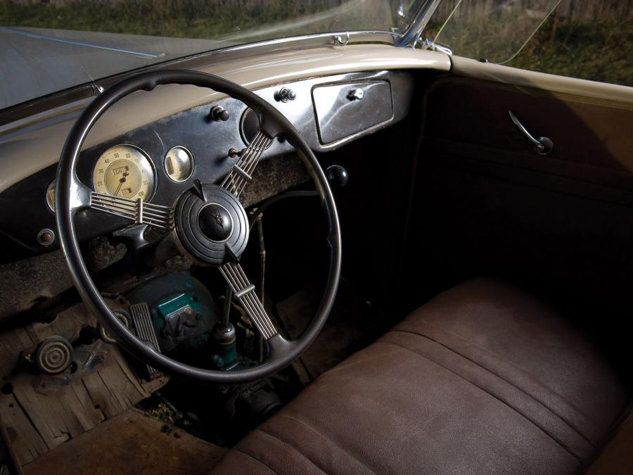  Ford V8 Model 48 DeLuxe Phaeton 1935 года  (фото 3 из 52)